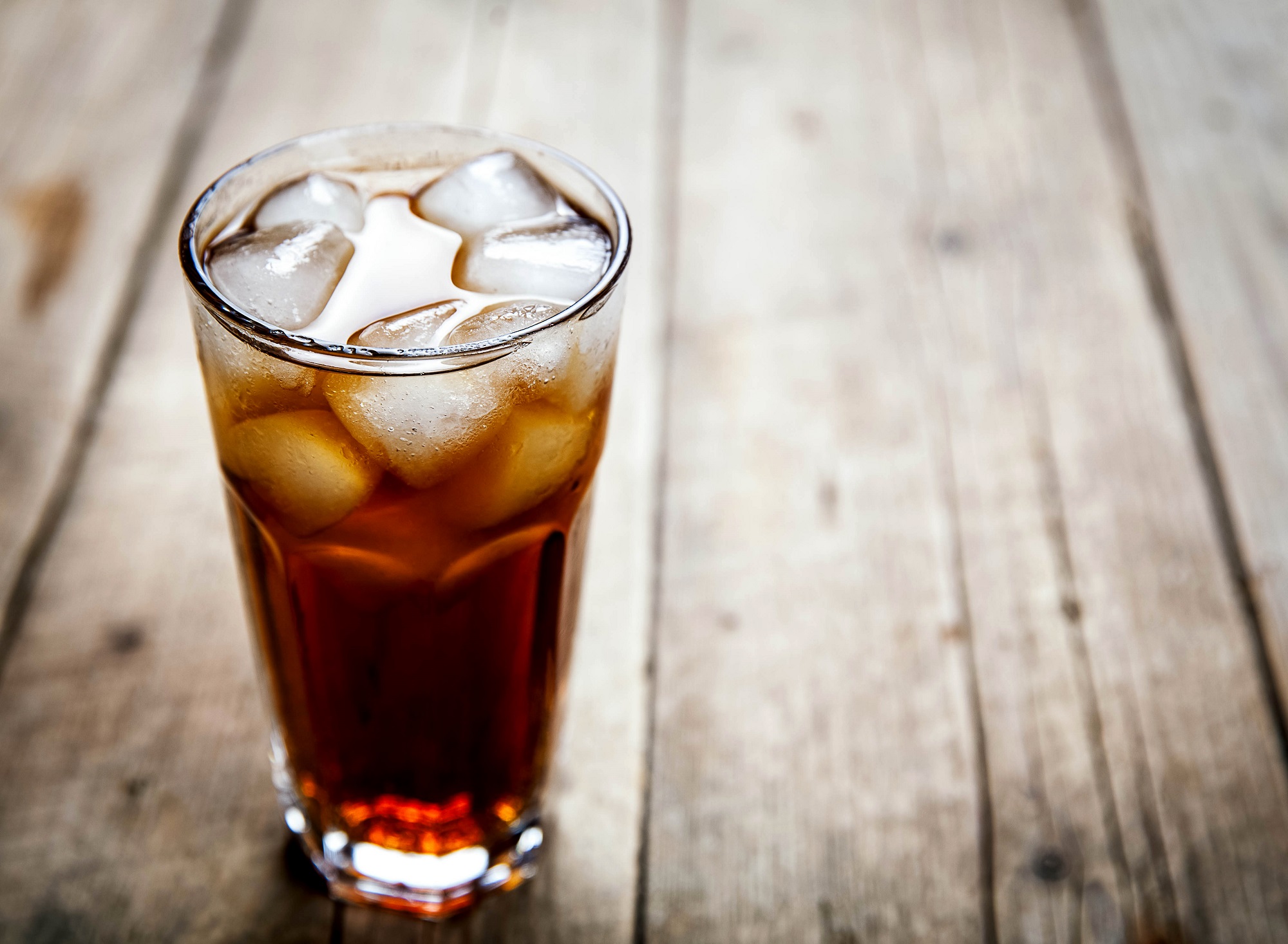 Alimentos y bebidas más perjudiciales para la salud oral